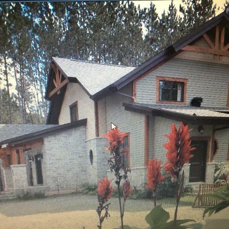 B&B Au Petit Marigot Mont-Tremblant Exterior photo