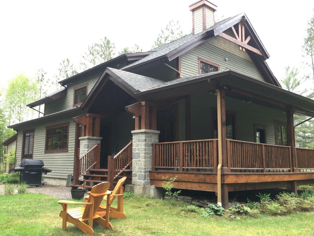 B&B Au Petit Marigot Mont-Tremblant Exterior photo